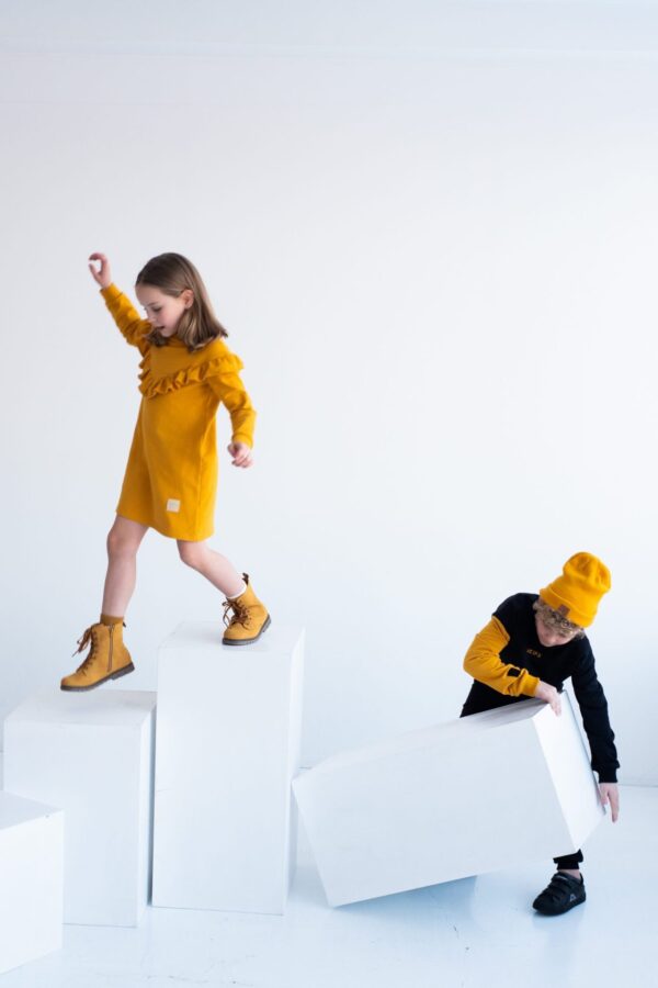 YELLOW WEIRDO - Image 5