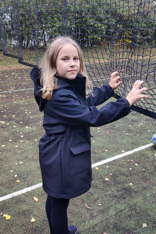 Striukė JUODA